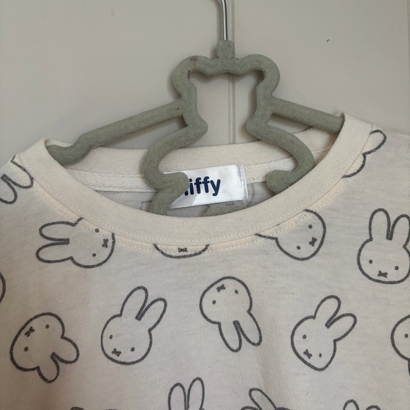 Miffy White Bunny Pattern T-Shirt - Picture 3 of 3